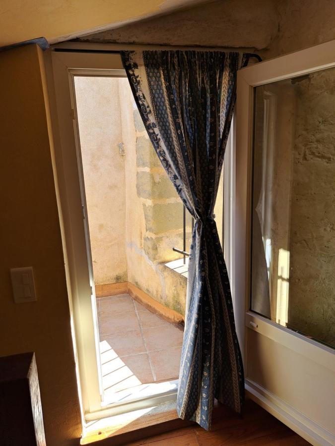 La Maison De Gisele Acomodação com café da manhã Saint-Victor-des-Oules Exterior foto